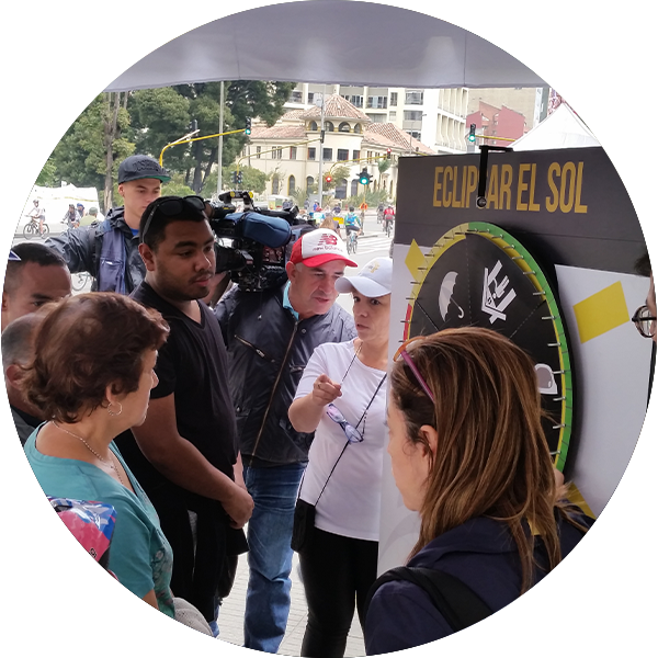 Educación dirigida a la comunidad